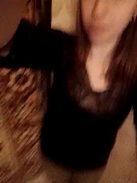 Snapshot of Calibers2932 chatting on 03.05.25 Calibers2932 online show from 03.05.25