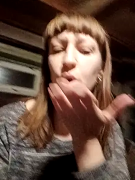 Snapshot of Calibers2932 chatting on 03.09.25 Calibers2932 online show from 03.09.25