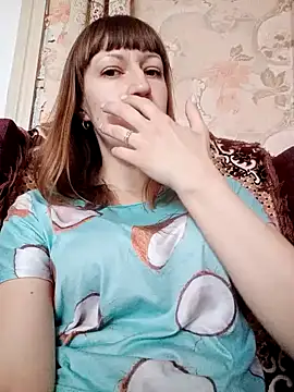 Snapshot of Calibers2932 chatting on 03.22.25 Calibers2932 online show from 03.22.25