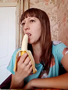 Snapshot of Calibers2932 chatting on 09.12.25 Calibers2932 online show from 09.12.25