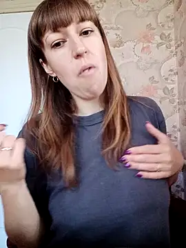 Snapshot of Calibers2932 chatting on 10.15.25 Calibers2932 online show from 10.15.25