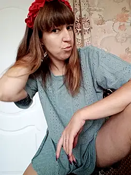 Snapshot of Calibers2932 chatting on 10.24.25 Calibers2932 online show from 10.24.25