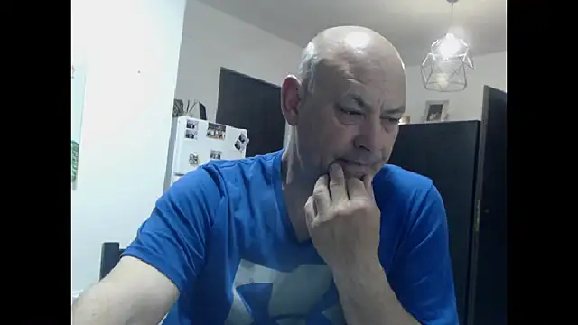 adryanyou46 online show from 04.23.26