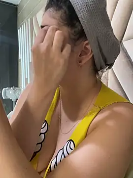 MilaRux online show from 11.07.25