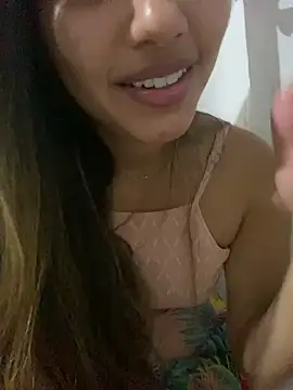 LuizaDiaz online show from 02.20.25