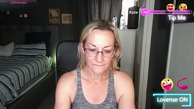 boeslaboes1 online show from 09.14.25