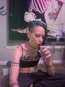 trashbrat online show from 10.25.25