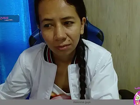 Danielagomez33 online show from 03.21.26