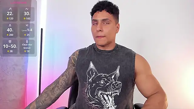 Snapshot of Maximoscott chatting on 01.10.25 Maximoscott online show from 01.10.25