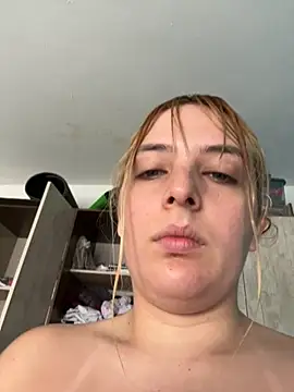 Snapshot of Blue_Angell chatting on 09.26.25 Blue Angell online show from 09.26.25