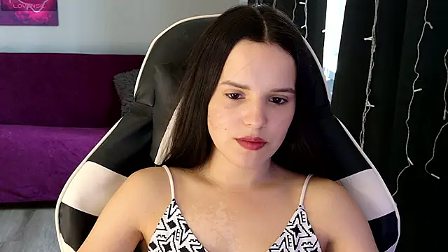 Snapshot of Harleen_Moore chatting on 07.21.26 Harleen Moore online show from 07.21.26