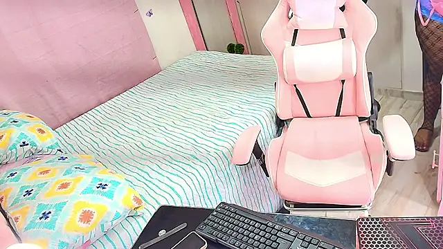 kimberly bellu online show from 03.08.26