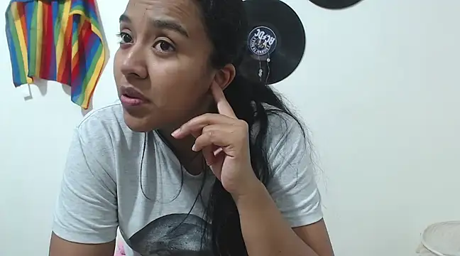 giselao online show from 02.13.25