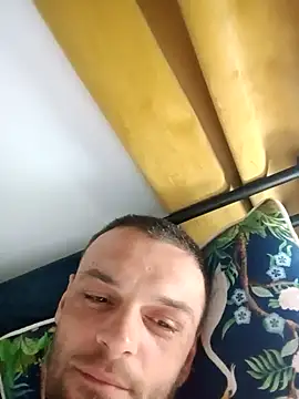 emileeion online show from 11.09.25