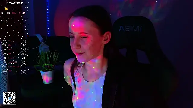 mon lola online show from 02.28.25