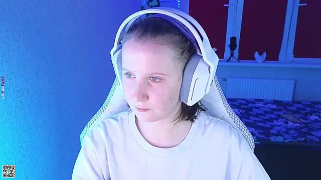 mon lola online show from 10.10.25