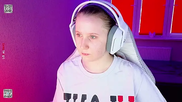 mon lola online show from 03.27.26