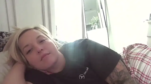 JennaLynn785 online show from 01.28.25