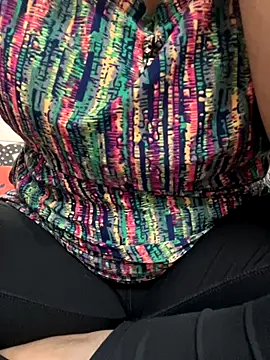 Red-Magic-25 online show from 11.28.25