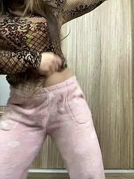 Red-Magic-25 online show from 01.06.26