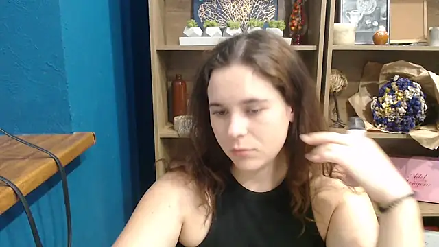 mini girly online show from 09.24.25