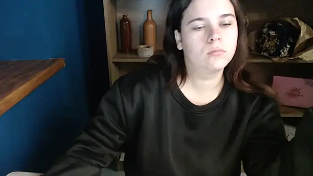 mini girly online show from 10.09.25