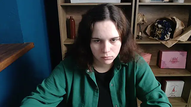 mini girly online show from 10.16.25