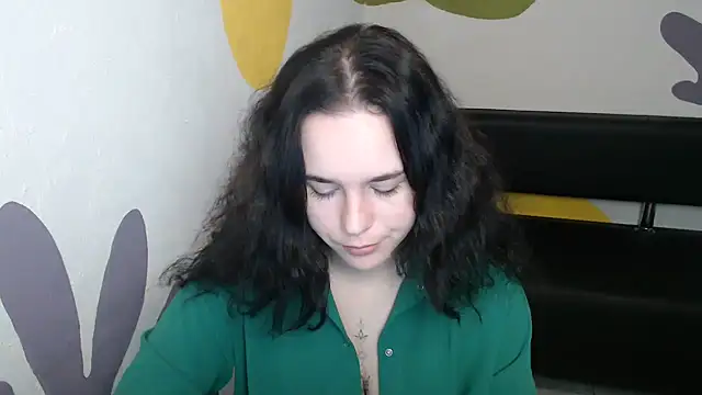 mini girly online show from 07.20.26