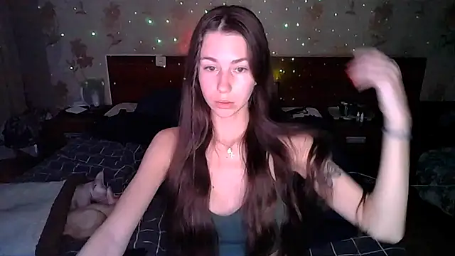 NicoleCaramel online show from 11.08.25