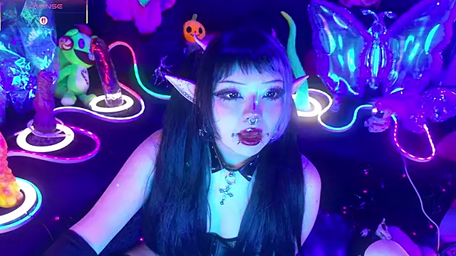 LaytonBox online show from 03.21.26