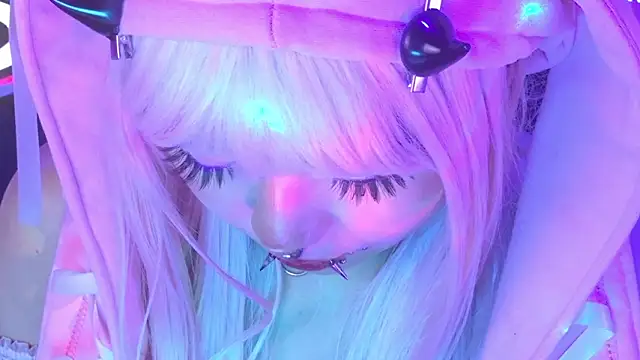 LaytonBox online show from 03.31.26