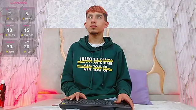 Axel tay online show from 12.22.25