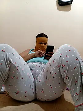 Samara-Bella online show from 01.22.25