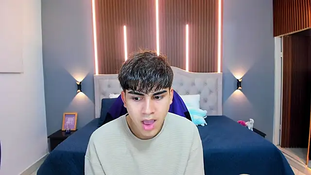 Tommy18   online show from 10.18.25