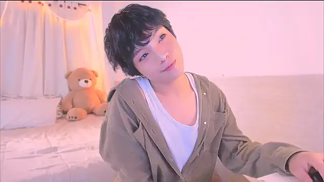 Snapshot of AllanYong18 chatting on 11.07.25 AllanYong18 online show from 11.07.25