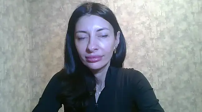 LissaBlossom online show from 01.25.25