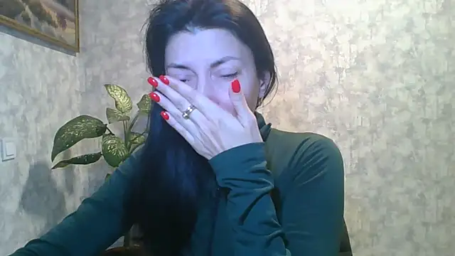 LissaBlossom online show from 10.22.25