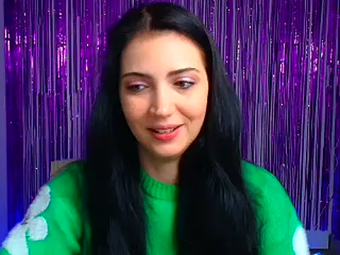 Snapshot of Amalia_amor chatting on 10.04.25 Amalia amor online show from 10.04.25