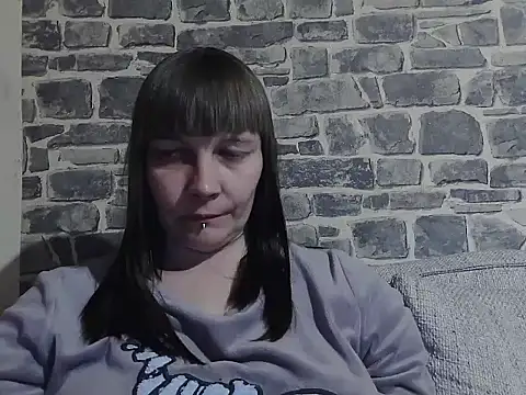 Snapshot of YviEngel87 chatting on 03.02.25 YviEngel87 online show from 03.02.25