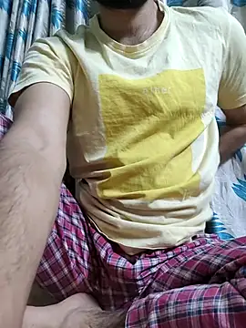 TOPMOON001 online show from 04.21.26