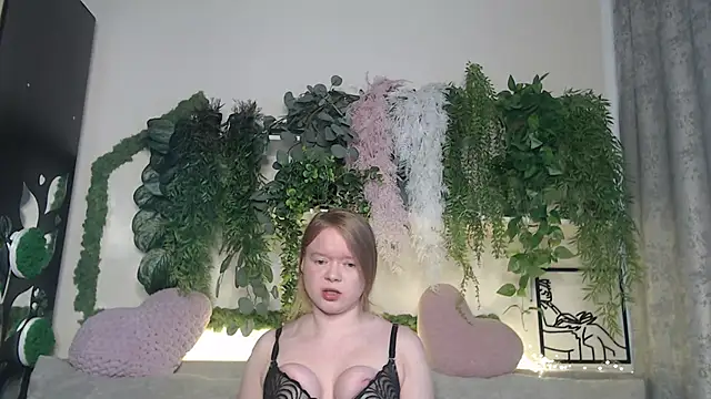 Snapshot of scyrim2 chatting on 02.13.25 scyrim2 online show from 02.13.25