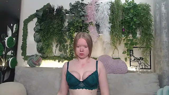 Snapshot of scyrim2 chatting on 02.17.25 scyrim2 online show from 02.17.25