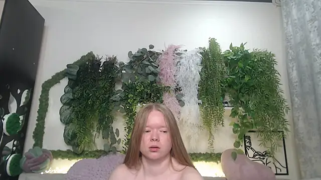 Snapshot of scyrim2 chatting on 03.02.25 scyrim2 online show from 03.02.25