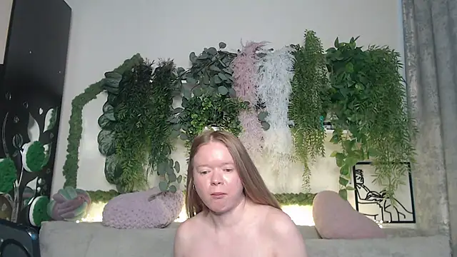 Snapshot of scyrim2 chatting on 03.03.25 scyrim2 online show from 03.03.25