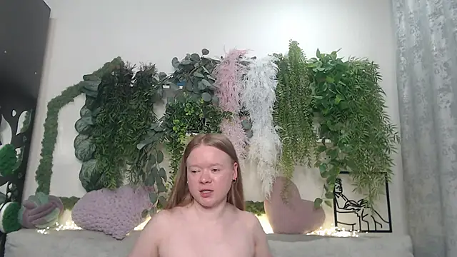 Snapshot of scyrim2 chatting on 03.22.25 scyrim2 online show from 03.22.25