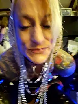 MissParadise40 online show from 11.04.25