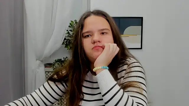 AdeleCruz online show from 02.07.25