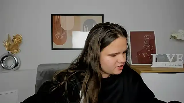 AdeleCruz online show from 02.27.25