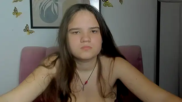 AdeleCruz online show from 04.17.26