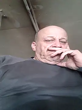 Schwach041967 online show from 04.23.26